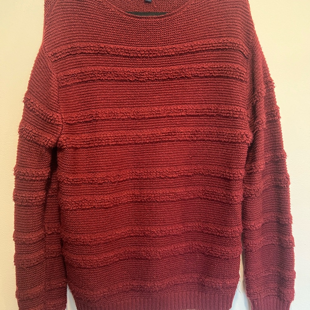 Universal Thread Womens Maroon Textured Sweater